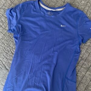 Nike running shirt size Medium